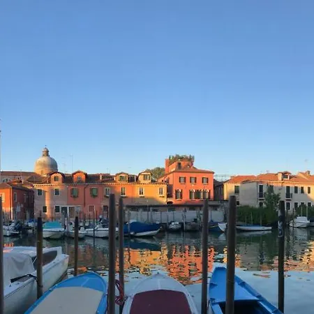 Zona Castello-bie Apartamento *